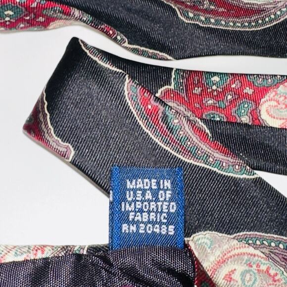 Stafford All Silk Tie Men’s Black Burgundy Paisley Print Made in USA Vintage - Picture 7 of 7